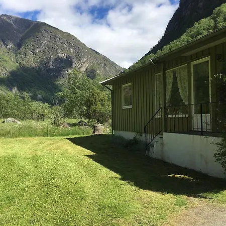 Bjorkum Gard * Ljøsne