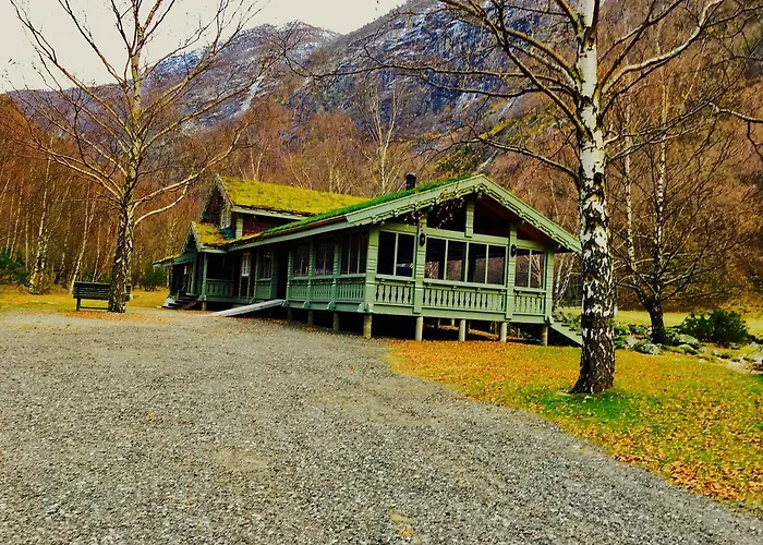 Bjorkum Gard * Ljøsne